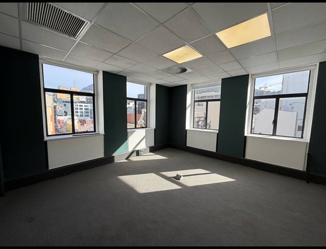 168M² BUILDING TO LET IN CAPE TOWN CITY CENTRE